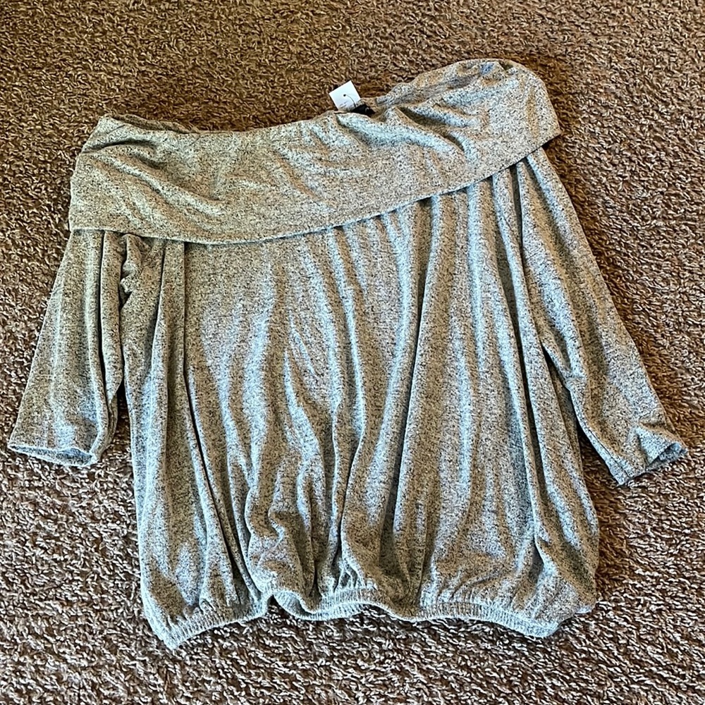 LANE BRYANT Off the shoulder, grey top